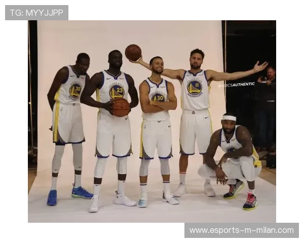 勇士队追求“三连冠”，士气高昂再创辉煌奇迹